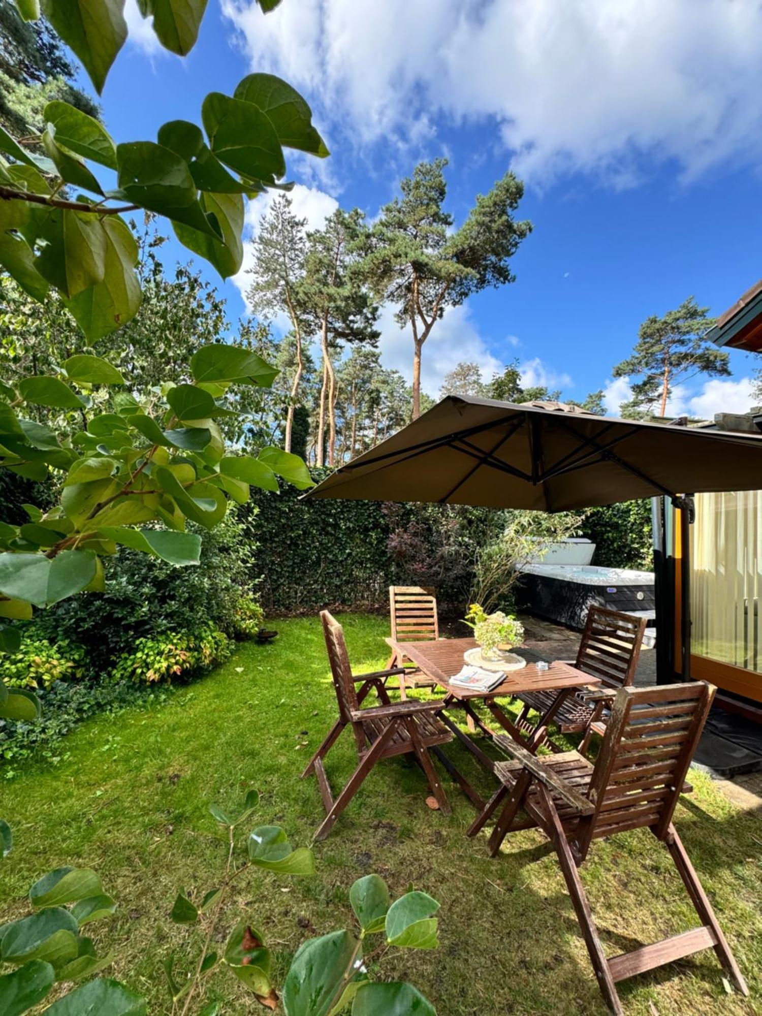 Houten Chalet/Bungalow In Het Bos, Sauna, Jacuzzi Meijel 외부 사진