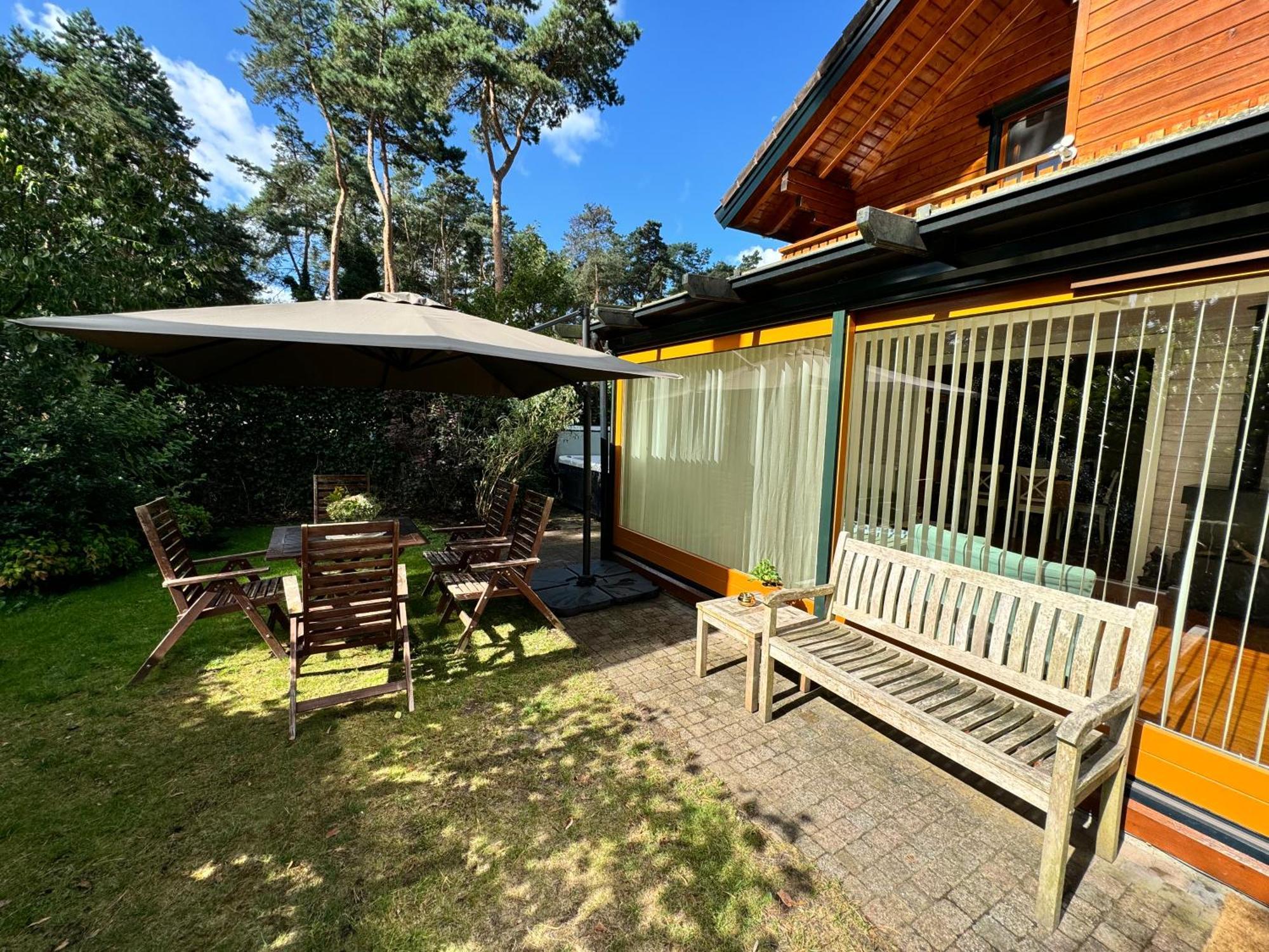 Houten Chalet/Bungalow In Het Bos, Sauna, Jacuzzi Meijel 외부 사진